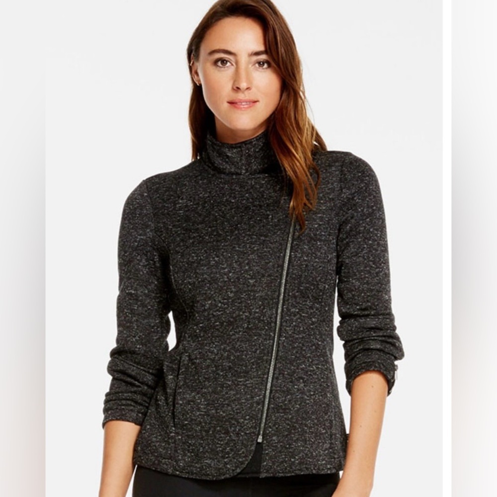 Fabletics KnitFit Moto Jacket Gray Asymmetrical zip athletic Athleisure Size M